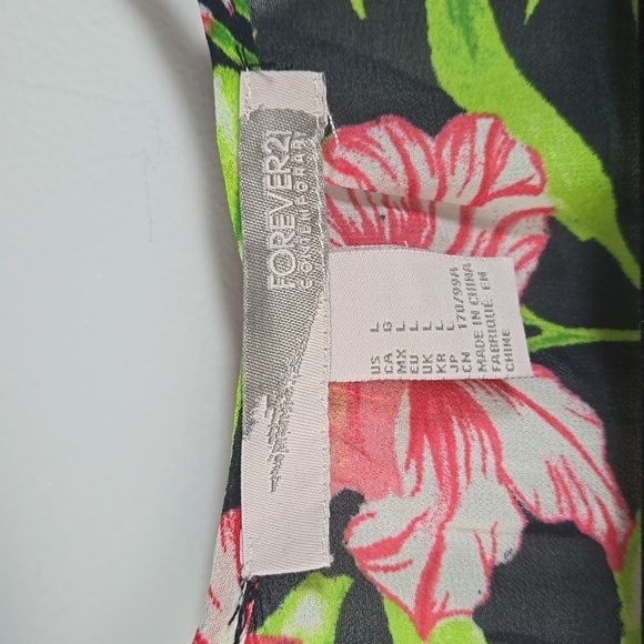 Forever 21 sheer floral top EUC - Picture 3 of 5